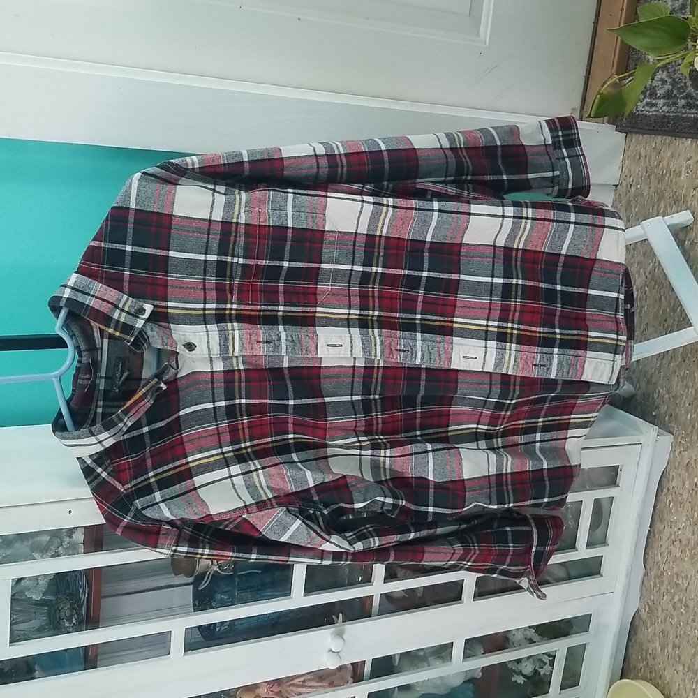 Men's Eddie Bauer flannel shirt Size Xl